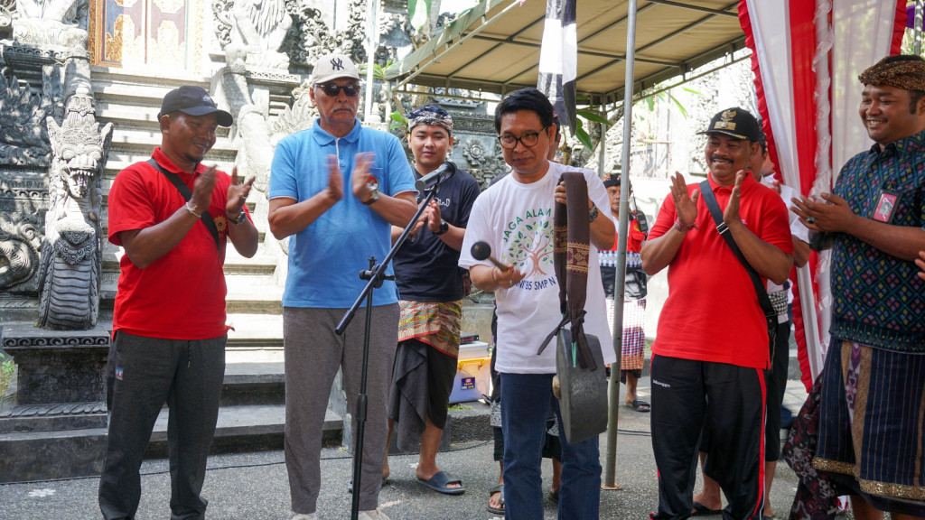 Sekda Adi Arnawa Hadiri Turnamen Ceki di Badung